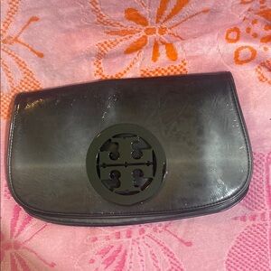 Tory Burch Patent Leather Clutch Pre-Loved